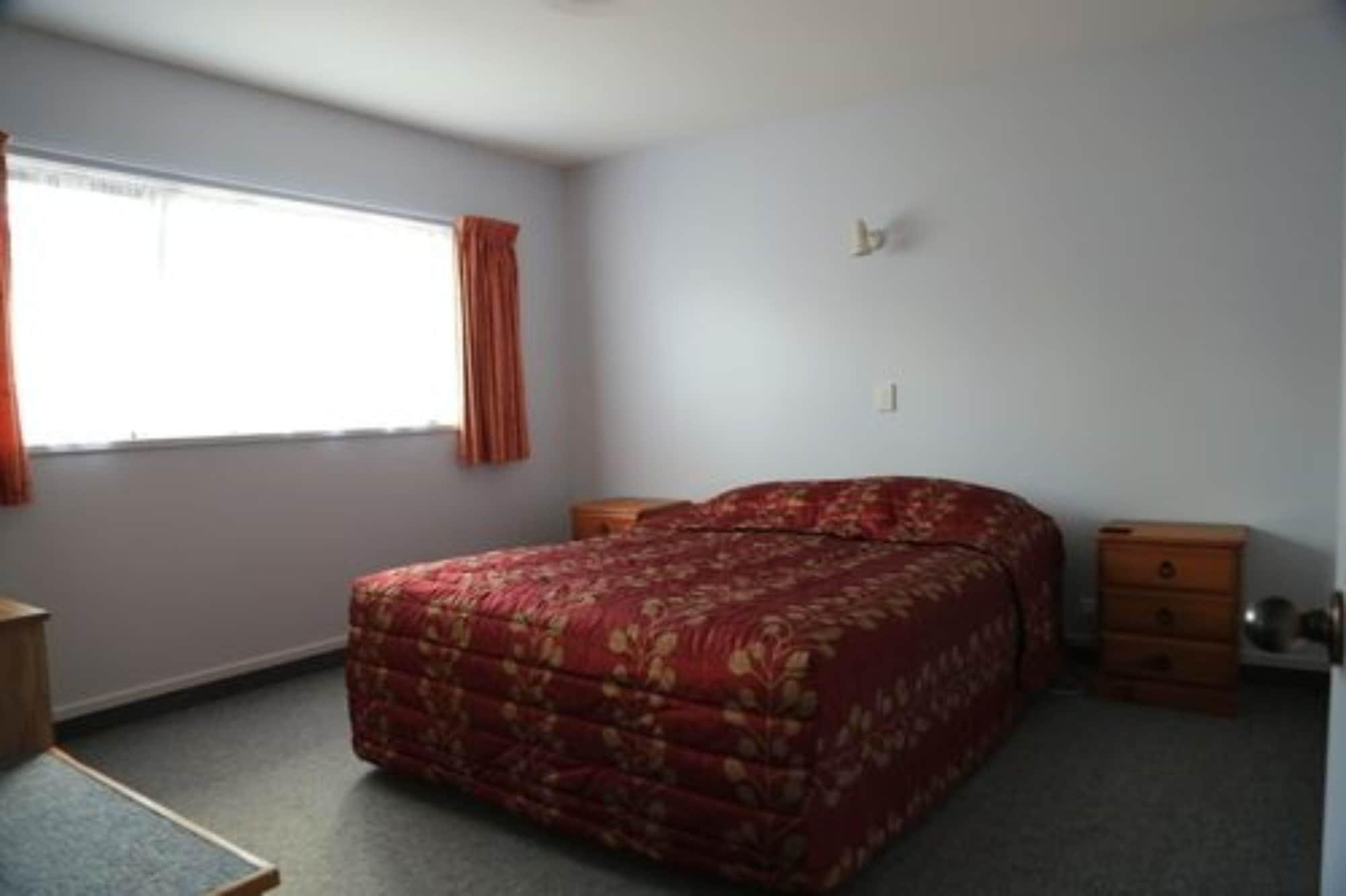 Arran Motel Те Анау Екстериор снимка