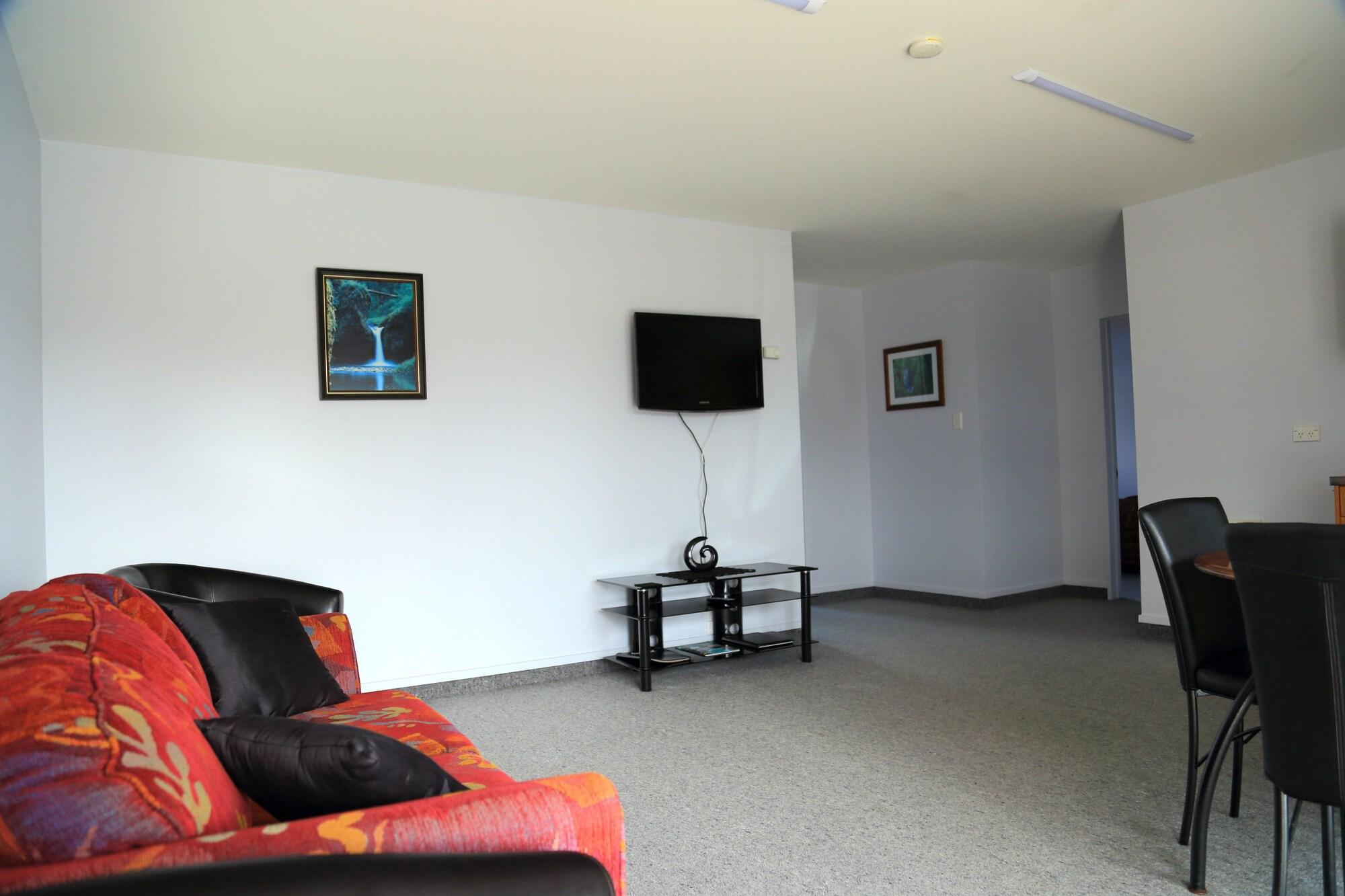 Arran Motel Те Анау Екстериор снимка