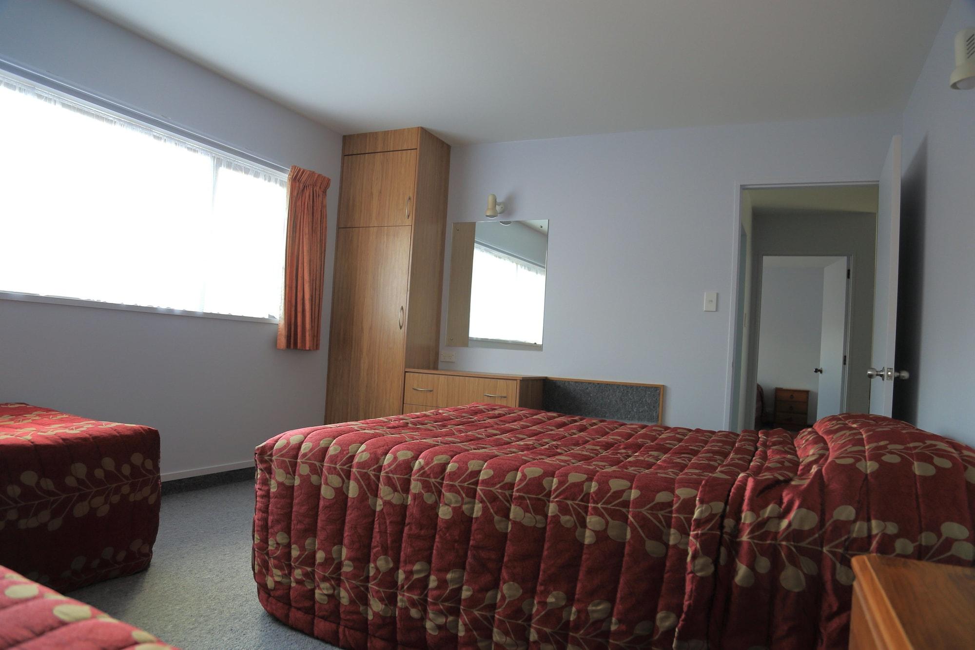 Arran Motel Те Анау Екстериор снимка