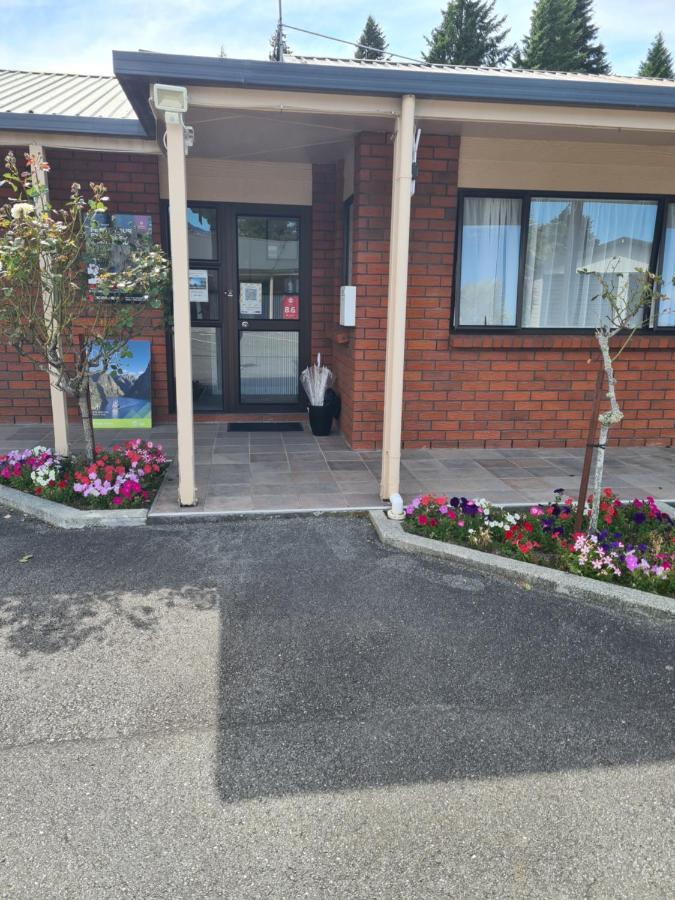 Arran Motel Те Анау Екстериор снимка