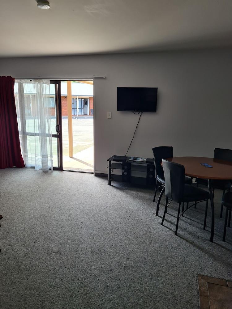 Arran Motel Те Анау Екстериор снимка
