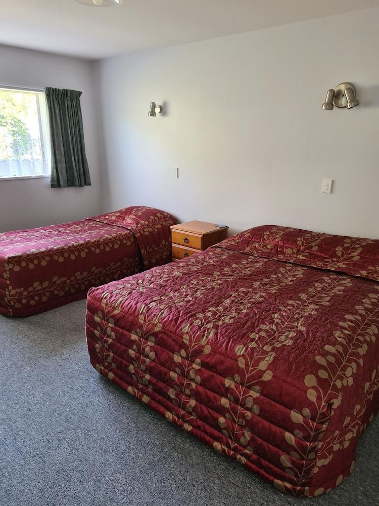 Arran Motel Те Анау Екстериор снимка