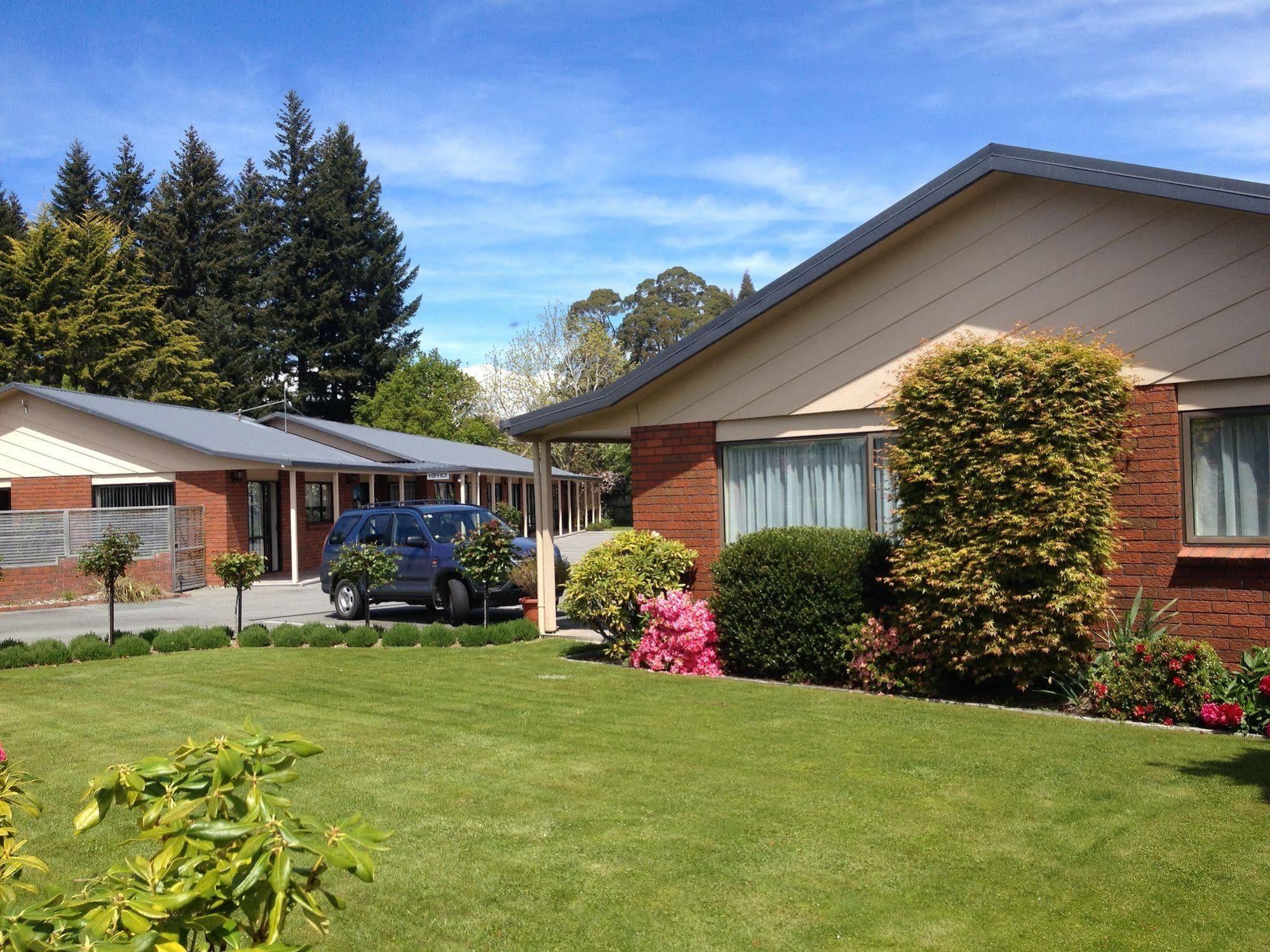 Arran Motel Те Анау Екстериор снимка