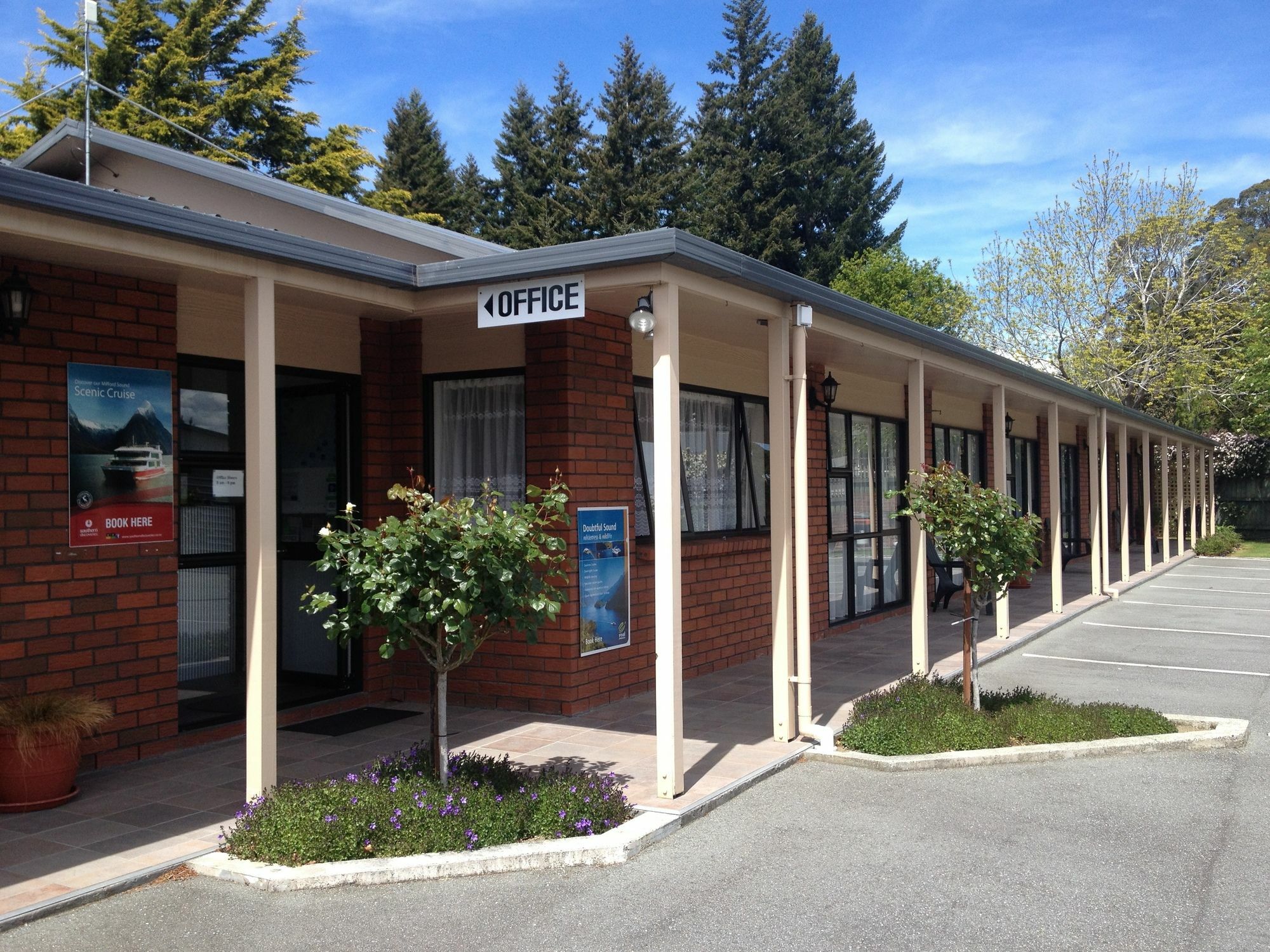 Arran Motel Те Анау Екстериор снимка